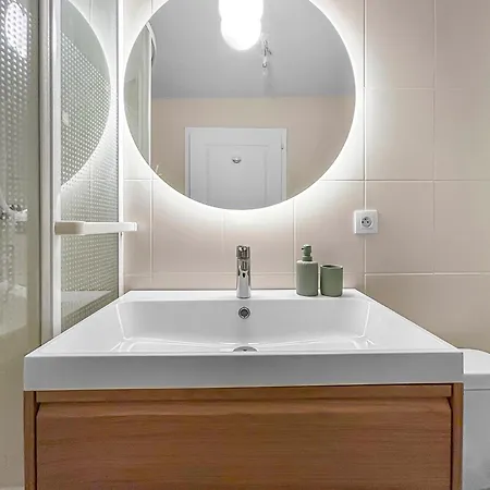 Appartamento T2 Cosy à Avec Balcon&parking Privé *