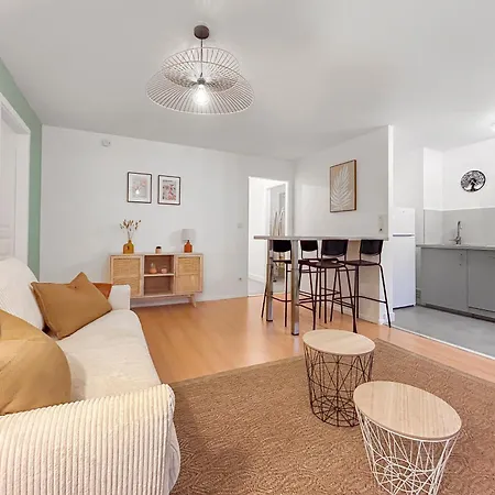 T2 Cosy à Avec Balcon&parking Privé *