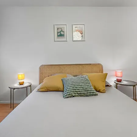 T2 Cosy à Avec Balcon&parking Privé Appartamento