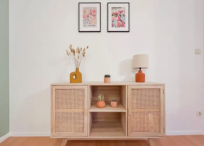 Apartment T2 Cosy A Avec Balcon & Parking Prive *